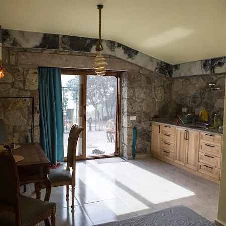 Assos Sivrice Deveboyun Misafir Evi Apartment *